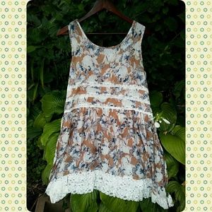 ✨Price Drop✨Simply Noelle dress